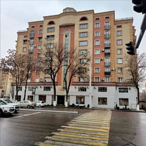 Фото 1 4-комн. квартира в Посольство России, Нукусская