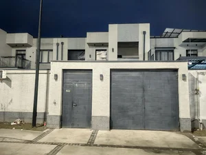 Фото 3 5-комн. Дом в Мирабад