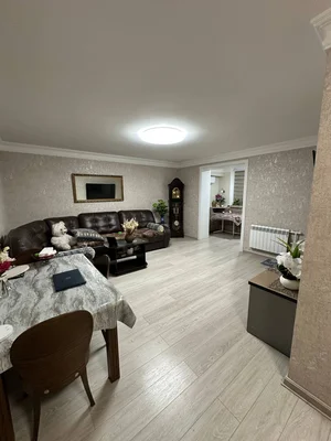 Фото 6 3-комн. квартира в ЦУМ