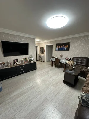 Фото 7 3-комн. квартира в ЦУМ