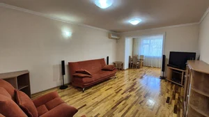 Фото 2 3-комн. квартира в Алайский рынок