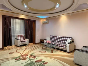 Фото 1 2-комн. квартира в Боткина