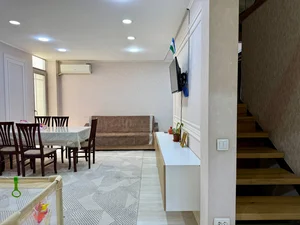 Фото 3 4-комн. квартира в Кинотеатр