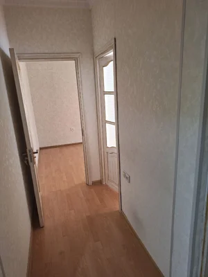 Фото 6 4-комн. квартира в Юнусабад 4, Автосалон