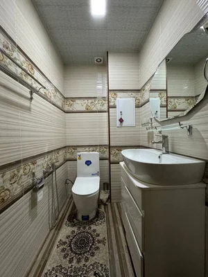 Фото 1 2-комн. квартира в Уневерсам