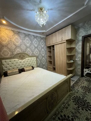 Фото 10 2-комн. квартира в Уневерсам