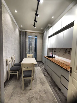 Фото 1 3-комн. квартира в Якасарой