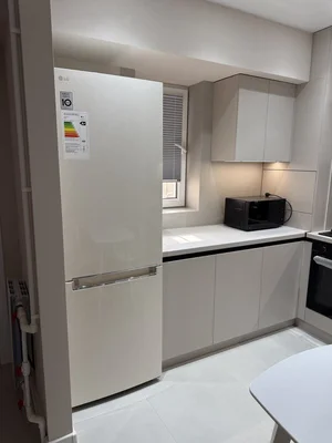 Фото 7 3-комн. квартира в Центр города