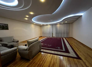 Фото 2 3-комн. Не указано в Мехмон ресторан