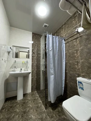 Фото 7 Гостиница в Мирабадском районе