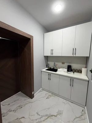 Фото 10 Коммерция в Абай корзинка / п-во Казахстана / ресторан Velvet