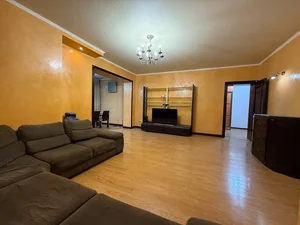 Фото 1 5-комн. квартира в Мирзоулугбекском районе