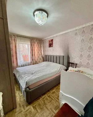 Фото 1 3-комн. квартира в эко базар , локомотив