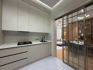 Фото 3 4-комн. квартира в Минор