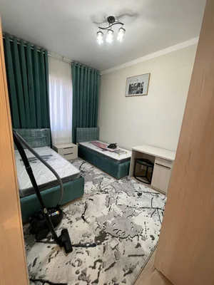 Фото 1 3-комн. квартира в Мирабадский район