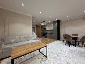 Фото 2 3-комн. квартира в Метро Космонавтов