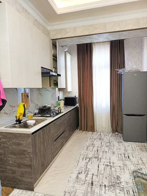 Фото 2 Квартира в Комплекс Саламатина