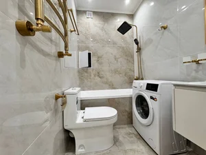 Фото 9 4-комн. квартира в Новомосковская улица