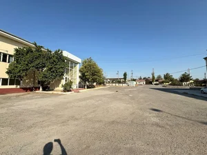 Фото 1 Коммерческое помещение в Бектемирском районе