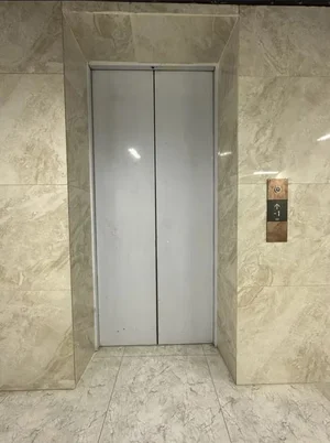 Фото 3 Цокольное нежилое помещение в элитном жилом комплексе