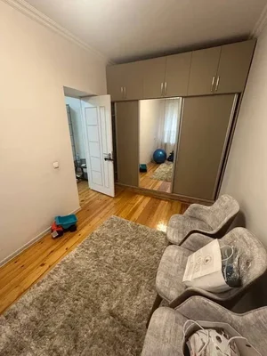 Фото 2 3-комн. квартира в Миробадском районе