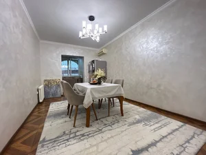 Фото 2 4-комн. квартира в Ойбек ,Шохмедцент, Госпитальный