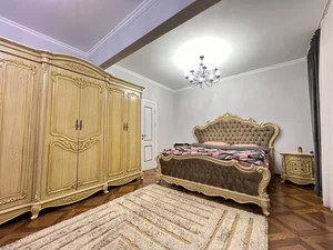 Фото 3 4-комн. квартира в Ойбек ,Шохмедцент, Госпитальный