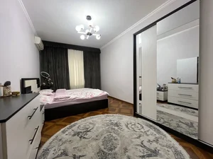 Фото 7 4-комн. квартира в Ойбек ,Шохмедцент, Госпитальный