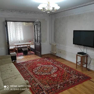 Фото 1 4-комн. квартира в Алайский базар