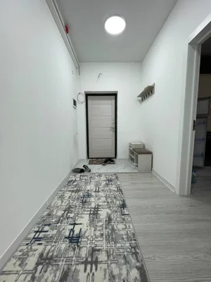 Фото 1 4-комн. квартира в Махтумкули