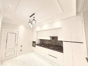 Фото 1 4-комн. квартира в Саламатина