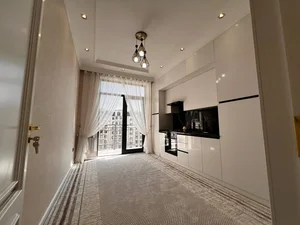 Фото 5 3-комн. квартира в Саламатина