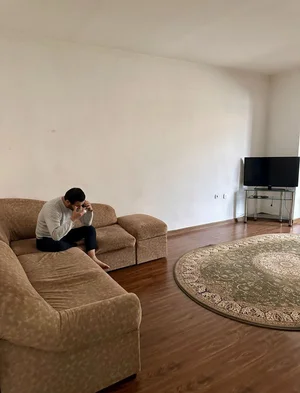 Фото 1 3-комн. квартира в MirzoUlugbek