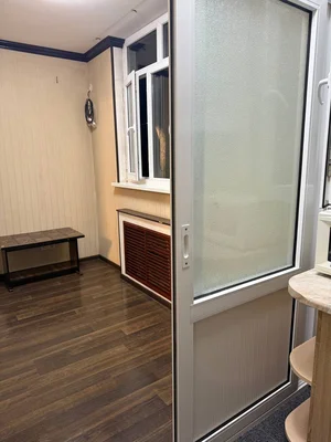 Фото 3 2-комн. квартира в центре