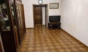 Фото 1 3-комн. квартира в кирпичном доме