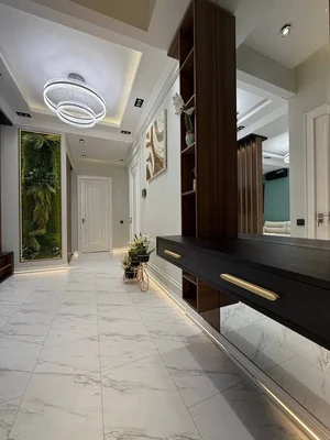 Фото 1 3-комн. квартира в Caravan Avenue