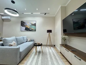 Фото 1 3-комн. квартира в Мирабадском районе