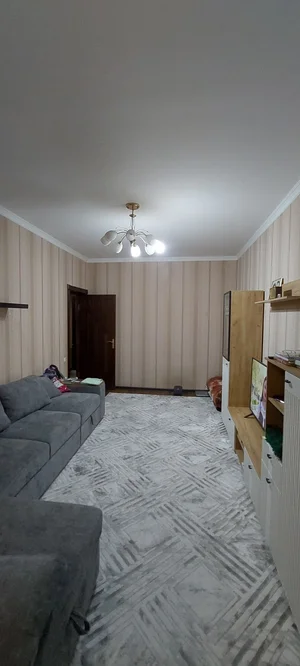 Фото 2 4-комн. квартира в Дустлик