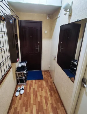 Фото 1 2-комн. квартира в Паспортный стол