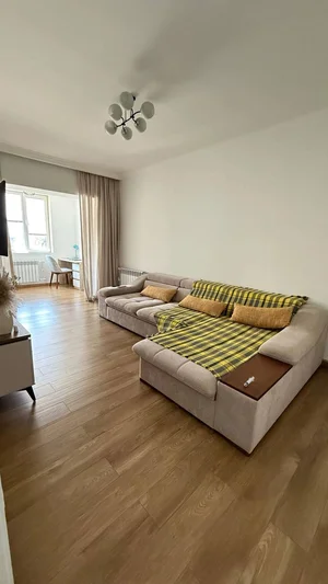 Фото 1 3-комн. квартира в Яшнабадском районе