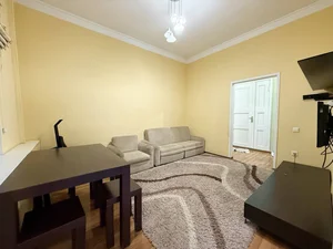 Фото 1 3-комн. квартира в Шайхантахур