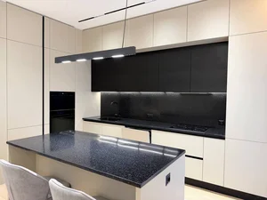 Фото 1 3-комн. квартира в Mirabad Avenue