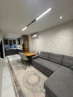 Фото 1 2-комн. квартира в Дружба