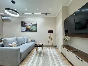 Фото 1 3-комн. квартира в Мирабадском районе