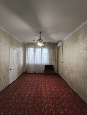 Фото 2 2-комн. квартира в Художников