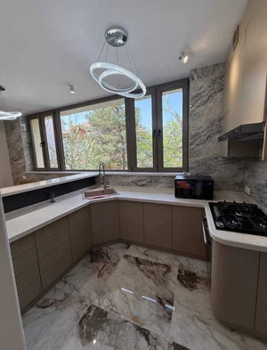 Фото 2 4-комн. квартира в Дархан