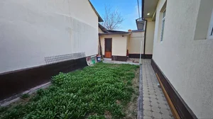 Фото 7 Дом в Куйлюк 1й проезд / сзади Компаса