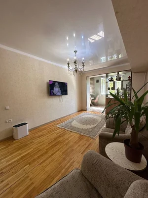 Фото 1 4-комн. квартира в кафе Plov