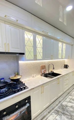 Фото 1 4-комн. квартира в центре