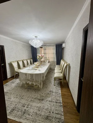 Фото 3 4-комн. квартира в центре